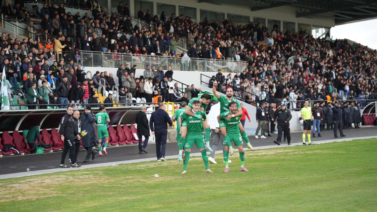 Muğlaspor Sahasında Farkı Kazandı: 3-0 2